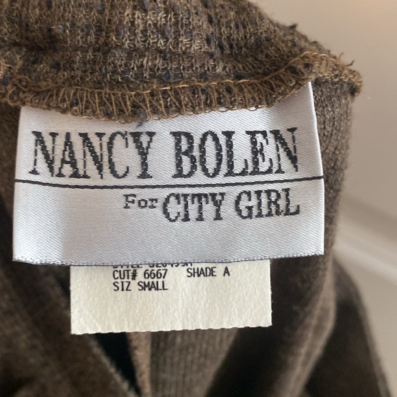 Pants - Picture 7 of 10